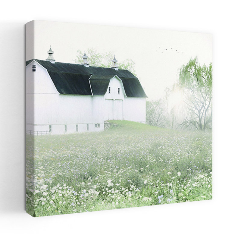 Foggy Country Barn, H 48 po x l 48 po