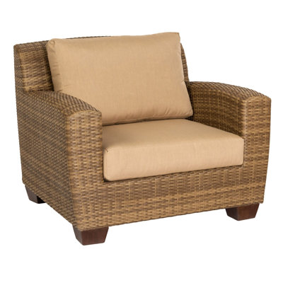 Saddleback Outdoor Lounge Chair