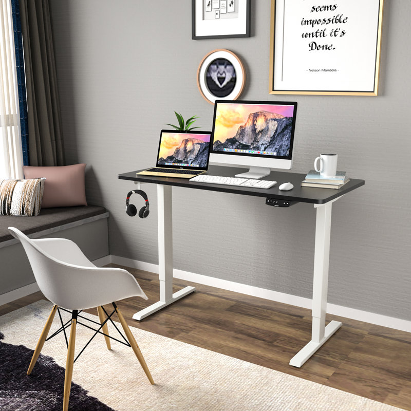 Bureau debout à hauteur ajustable Studley, H 47,3 po x l 47 po x P 24 po, Noir / blanc
