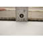 Tapis beige / gris abstrait en laine à motif abstrait tissé à plat à la main 5 pi 2 po x 7 pi 5 po