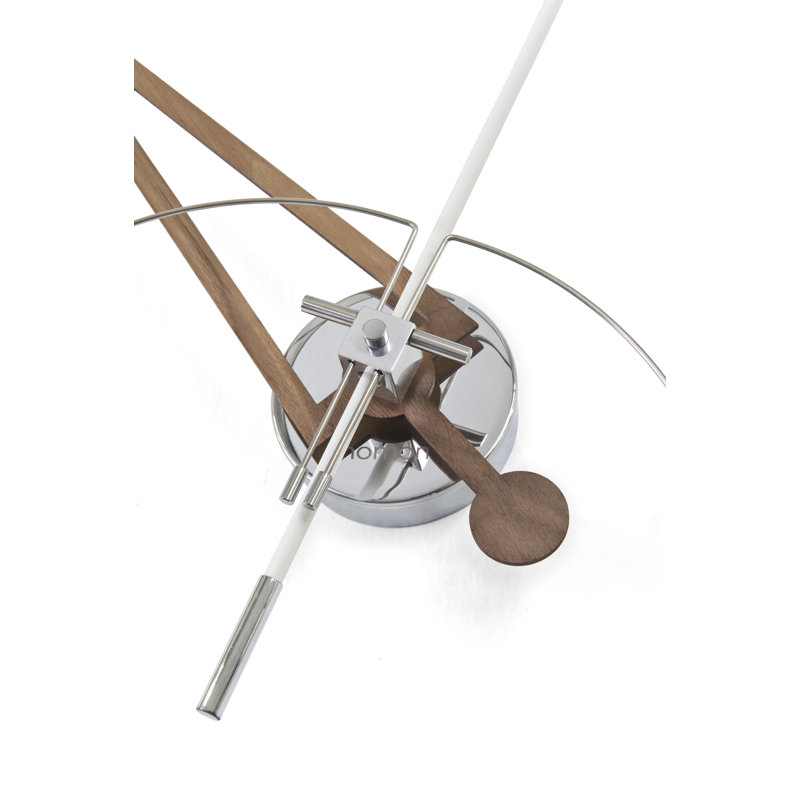 Cris Metal Analog Wall Clock, White