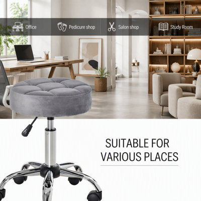 Chaise de bureau confortable à hauteur réglable, avec dossier ergonomique et base pivotante fluide, idéale pour une assise ergonomique et de longues heures de travail.