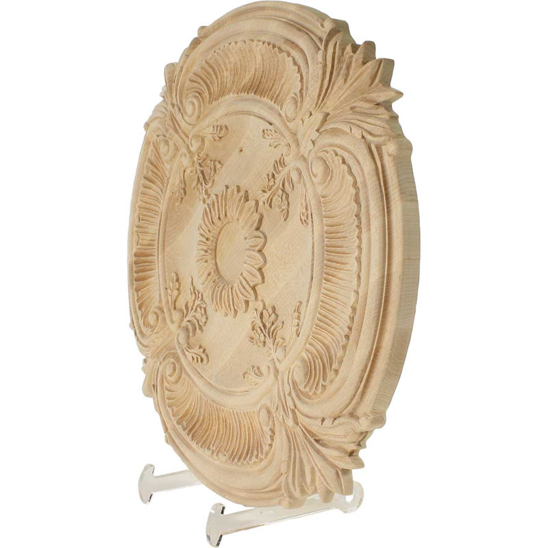 Médaillon sculpté en forme de feuille d'acanthe, H 16 po x l 16 po x P 1,13 po, Érable