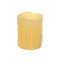 Ensemble de trois bougie pilier sans flamme jaune