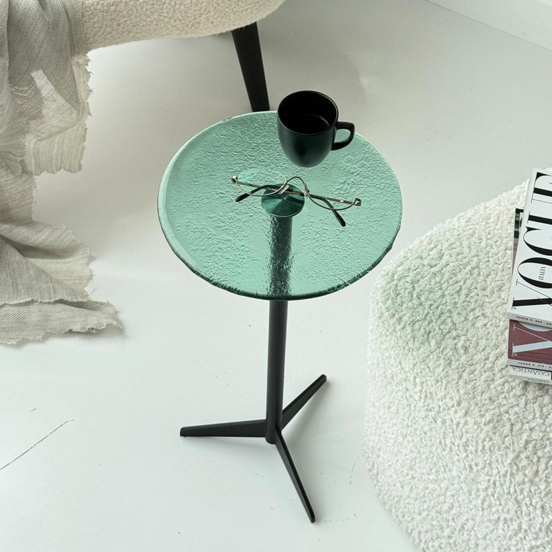 Siyan End Table, Green, Black