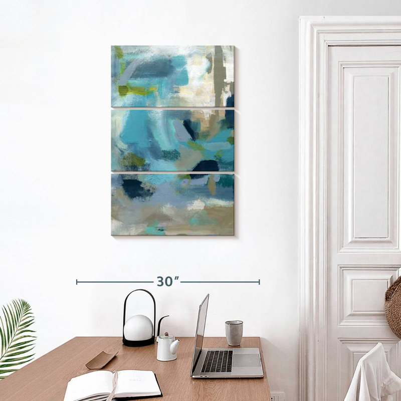 Avery Circle The Beachfront, 32" H x 20" W