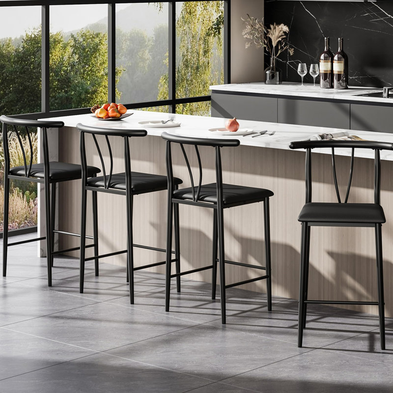 Ensemble de 4 tabourets de bar modernes à hauteur de comptoir de 25,2 pouces de large, rembourrés en cuir de polyuréthane avec dossier incurvé et structure en métal robuste de 400 lb, noir