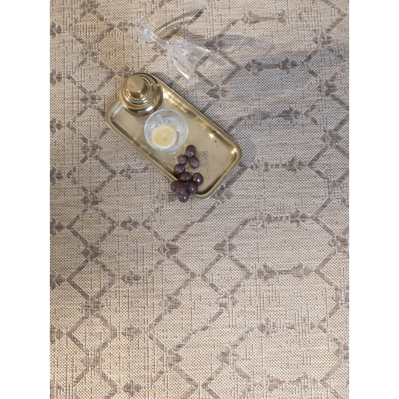 Geometric Indoor / Outdoor Rug, Rectangle 2' x 3'