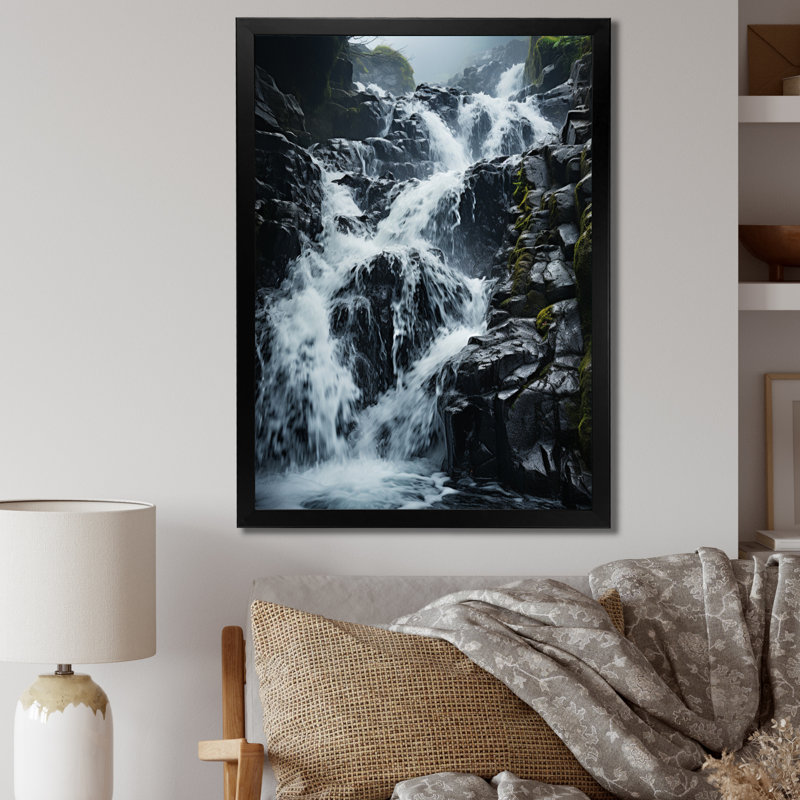 Chute d'eau dynamique sur toile, H 20 po x l 12 po x P 1 po, Cadre simple noir