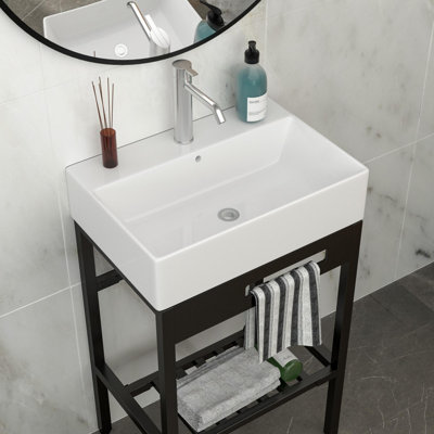 Meuble-lavabo simple 24 po avec lavabo