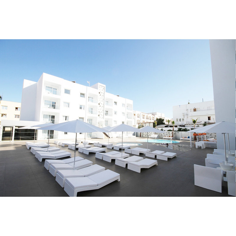 Jut 78.75" Long Single Chaise, White