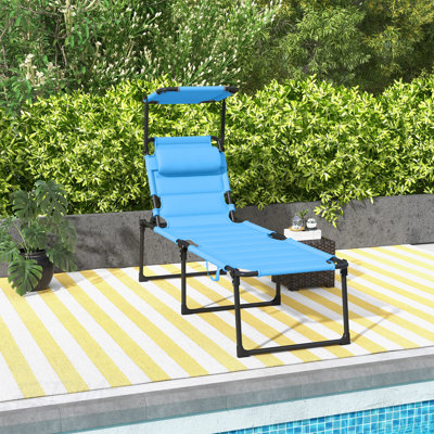 Chaise longue d'extérieur Outsunny, chaise longue pliante à dossier réglable, chaise de bronzage coussinée avec toit pare-soleil et repose-tête pour plage, camping, randonnée, bleu clair