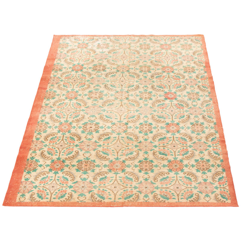 Tapis ivoire Danuel Vintage 5 pi 1 po x 8 pi 6 po