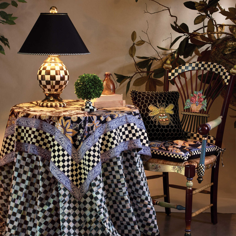 Courtly Check® Ceramic Globe Lamp