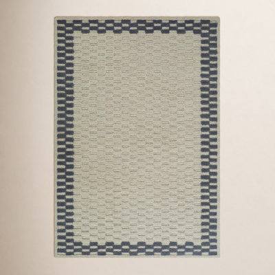 Hand-Tufted Geometric Pattern Rug