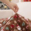 Housse de canapé pour chien sur le thème de Noël - Protection antidérapante en peluche avec motif Père Noël et flocons de neige-134032804-134032800