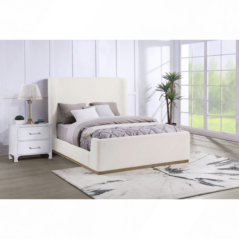 Sleigh Bed