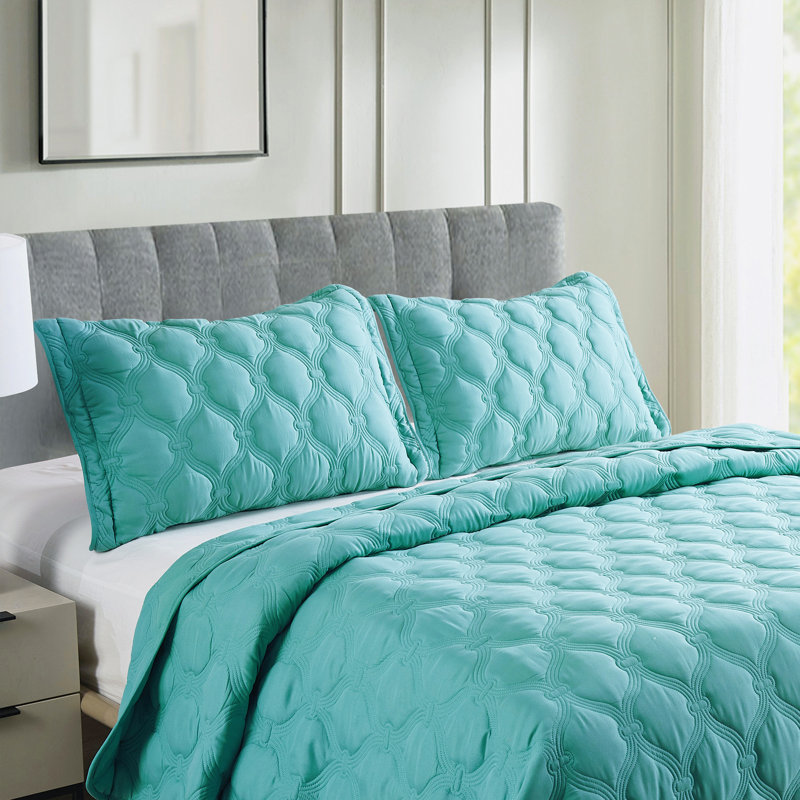 3 Piece Bradly Down Alternative Quilts Set, Teal, King Quilt + 2 Twin Shams