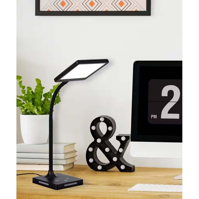 Laylianna Metal Desk Lamp
