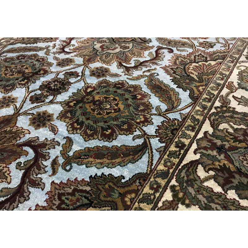 Mountain King Wool Oriental Area Rug