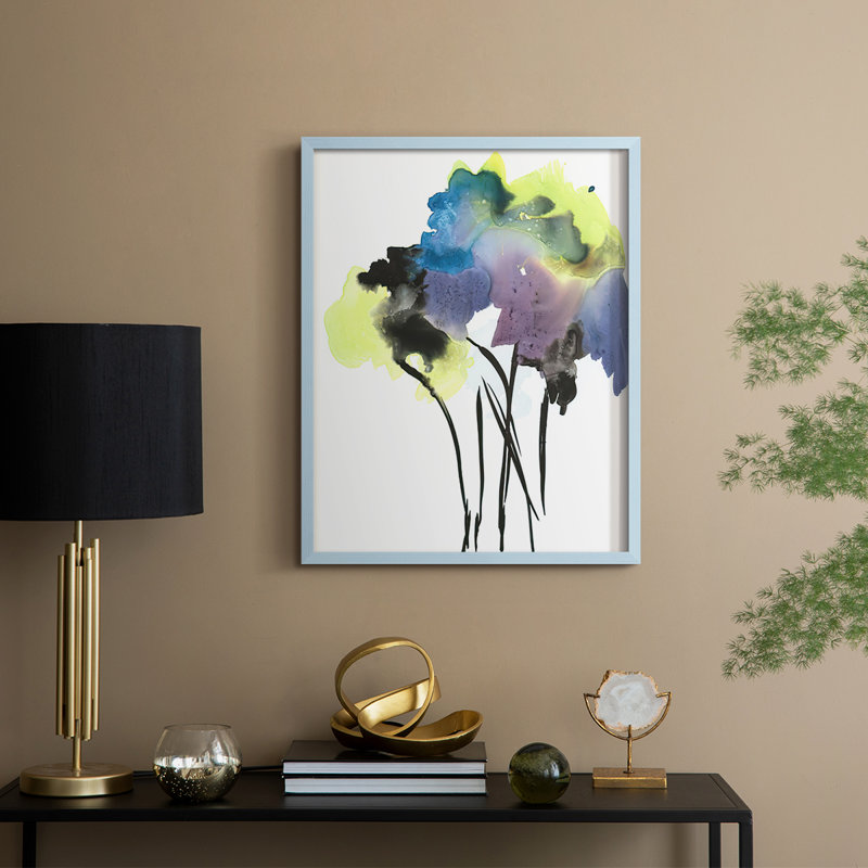 Nature's Bouquet II, reproduction encadrée - bois massif, H 15 po x l 12 po, Bleu