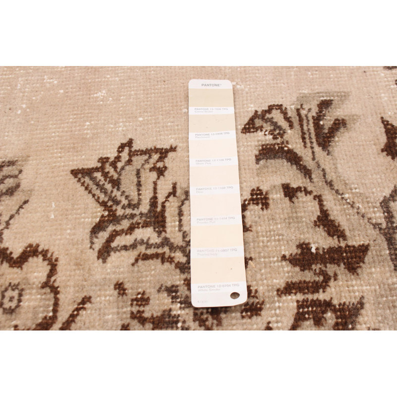 Tapis ivoire Treba Vintage 6 pi 3 po x 9 pi 3 po