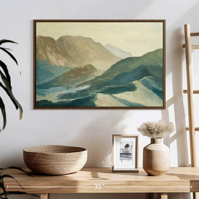 Silhouette de montagne, 25 po x 17 po, Cadre flottant en noyer