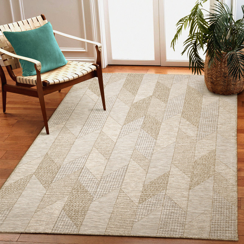 Jacaury Geometric Indoor / Outdoor Rug, Rectangle 6'6" x 9'4"