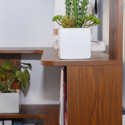 Freestanding L-shaped corner bookshelf