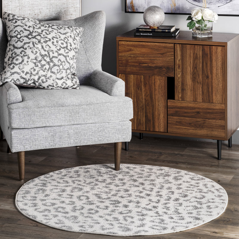 Ruiz Modern Leopard Print Performance Gray Rug, Round 4'