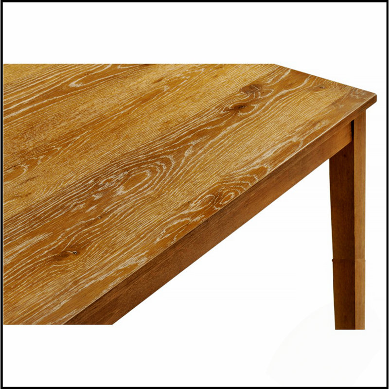 Table de salle à manger rectangulaire en bois naturel avec détails cloutés et tablette de rangement intégrée pour les intérieurs modernes