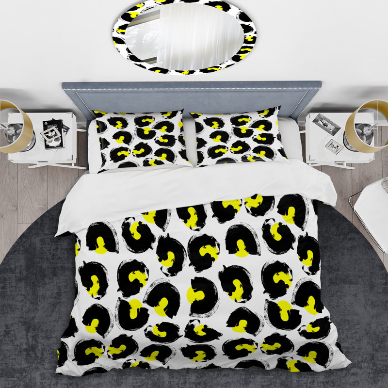 Black Circle Pattern - Abstract Duvet Cover Set - Microfiber Polyester, Queen Duvet Cover + 2 Standard Shams