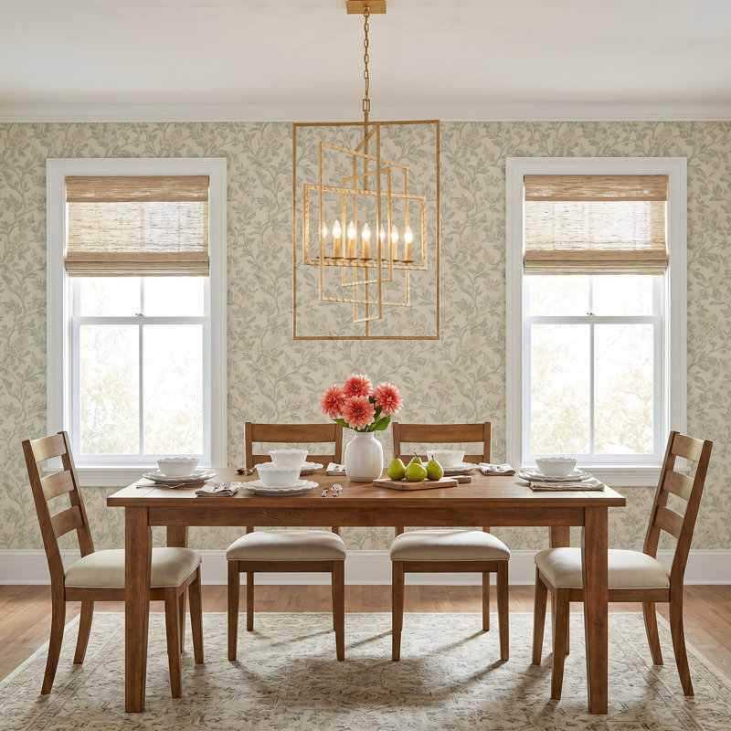 Mandolin Kynlee 7 Light Antique Gold Chandelier