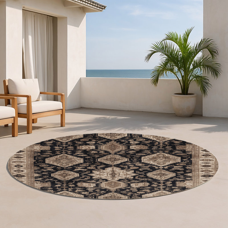 Persian Gray Indoor and Outdoor Area Rug, Round 5'