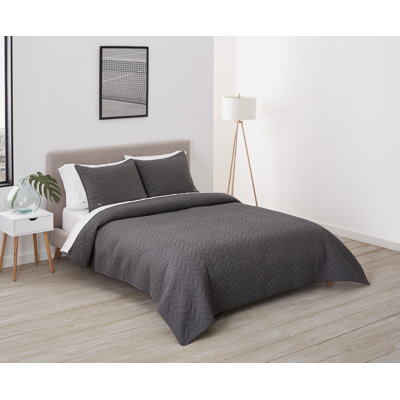Lacoste Herringbone 100% Cotton Quilt Set