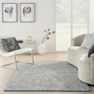 Greggory Floral Indoor Rug