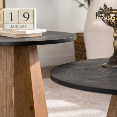 Table basse avec piètement en placage - Plateau lisse, montage simple, style moderne, facile à nettoyer, idéale pour recevoir.