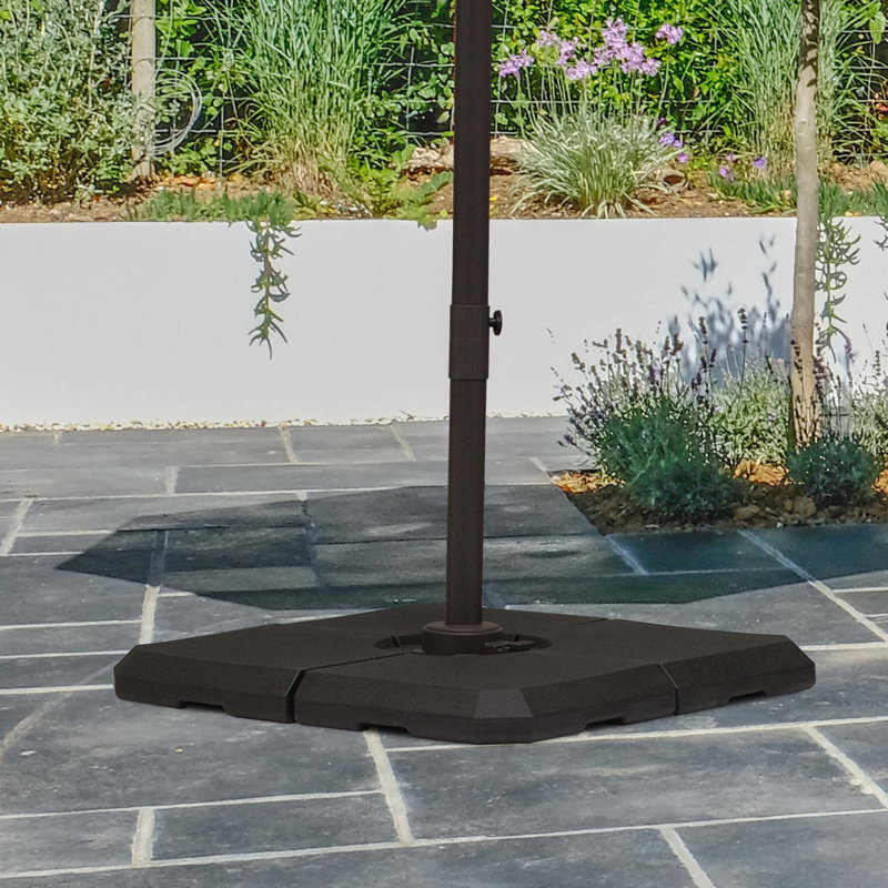 Base de parasol polyvalente robuste pour une utilisation extérieure stable