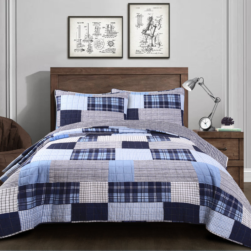 Greenville Cotton Reversible Quilt Set, Full/Queen Quilt + 2 Shams, Navy