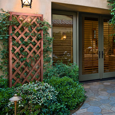 Jalissa Wood Lattice Panel Trellis