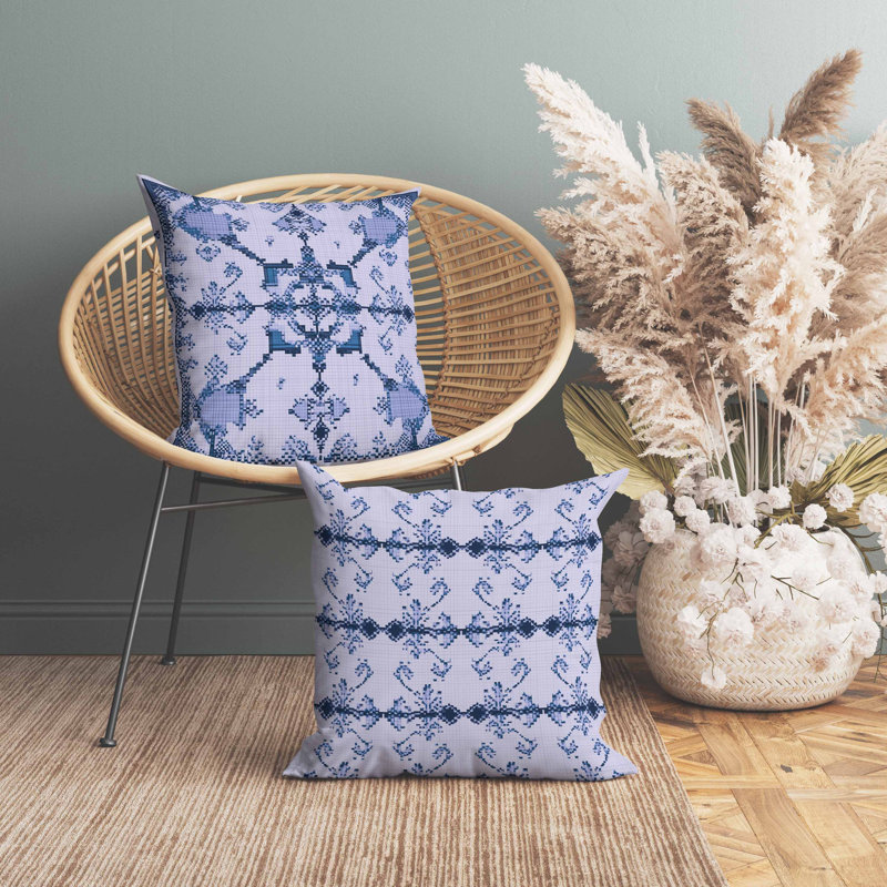 Oreiller en faux suède Grossomed Blossom, Bleu, Carré 18 po