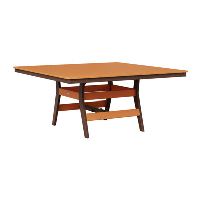 Table de salle à manger carrée 66 "Berlin Gardens Harbor
