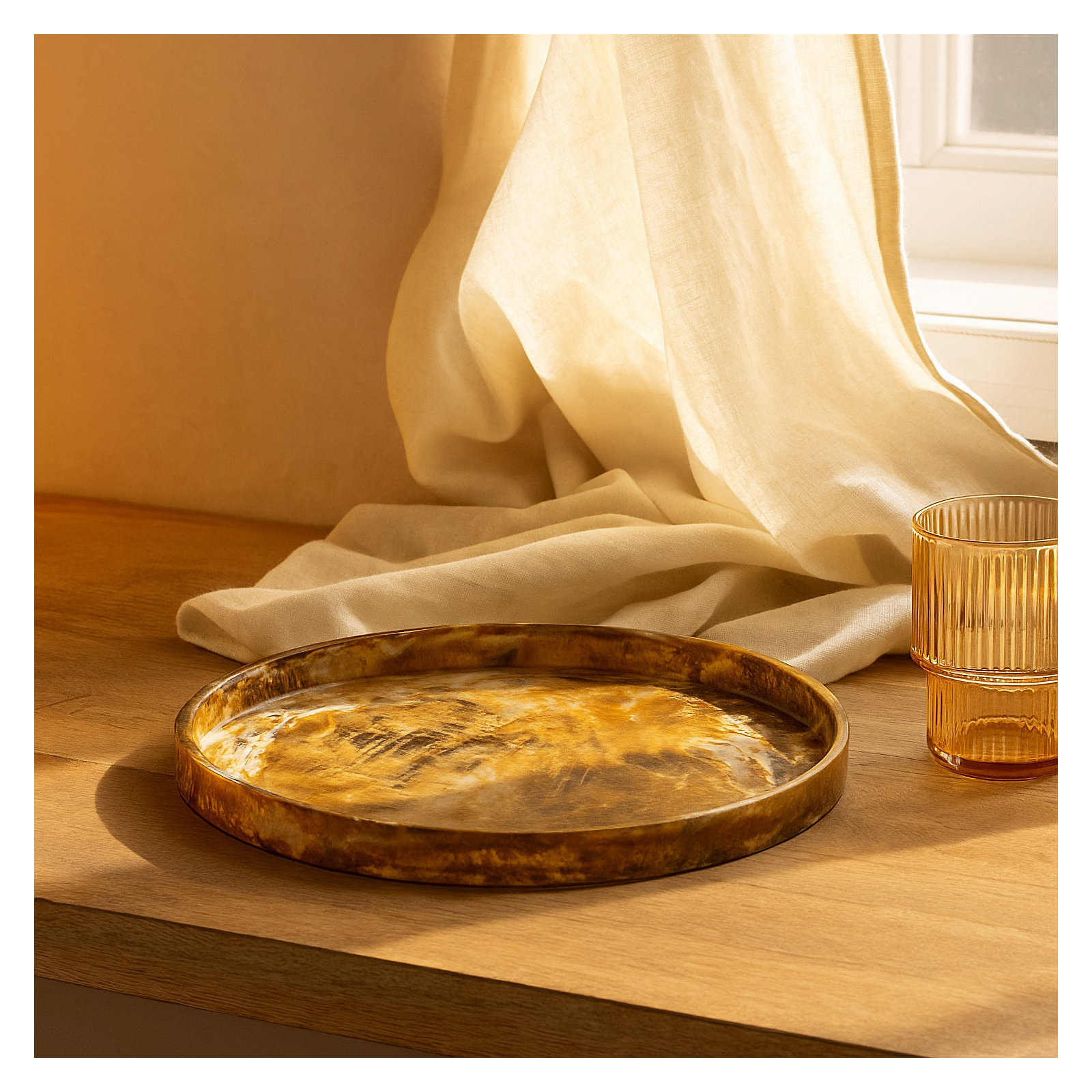 Muriel Resin Tray - Set of 1