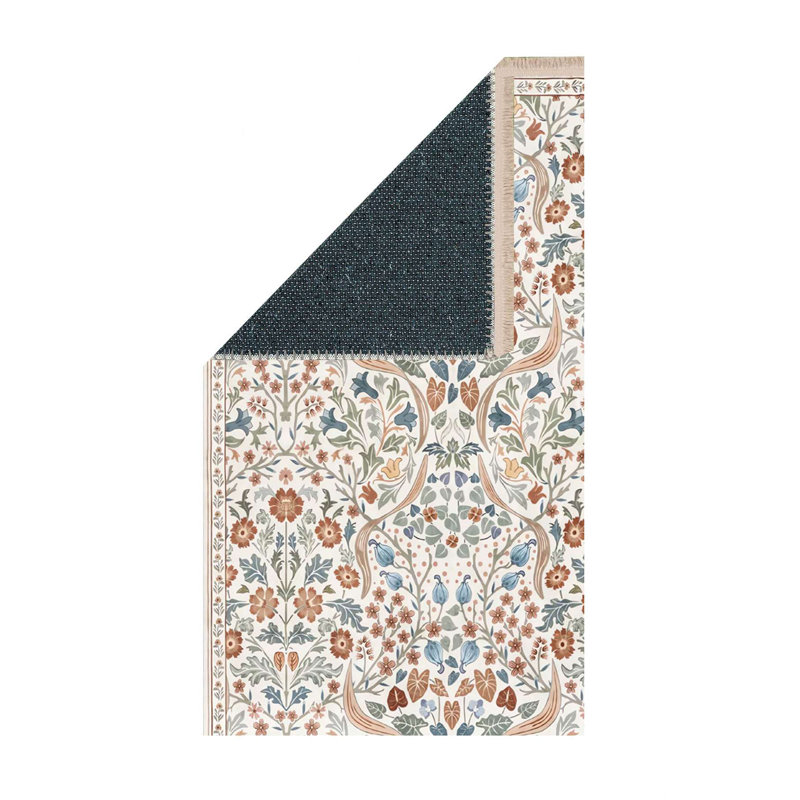 Tapis Light Botanical Arts & Crafts