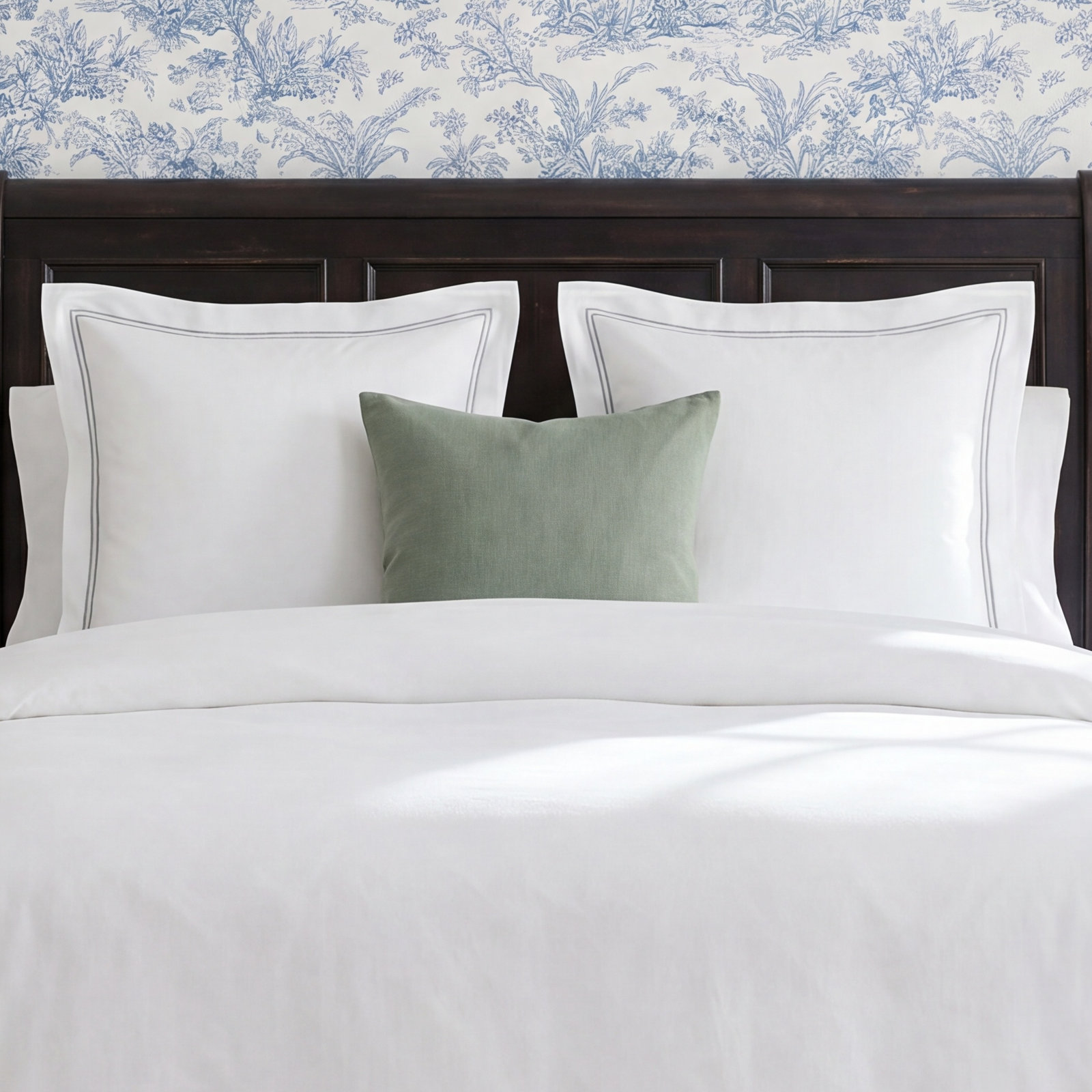 Baela Linen Shams, White/Silver Gray