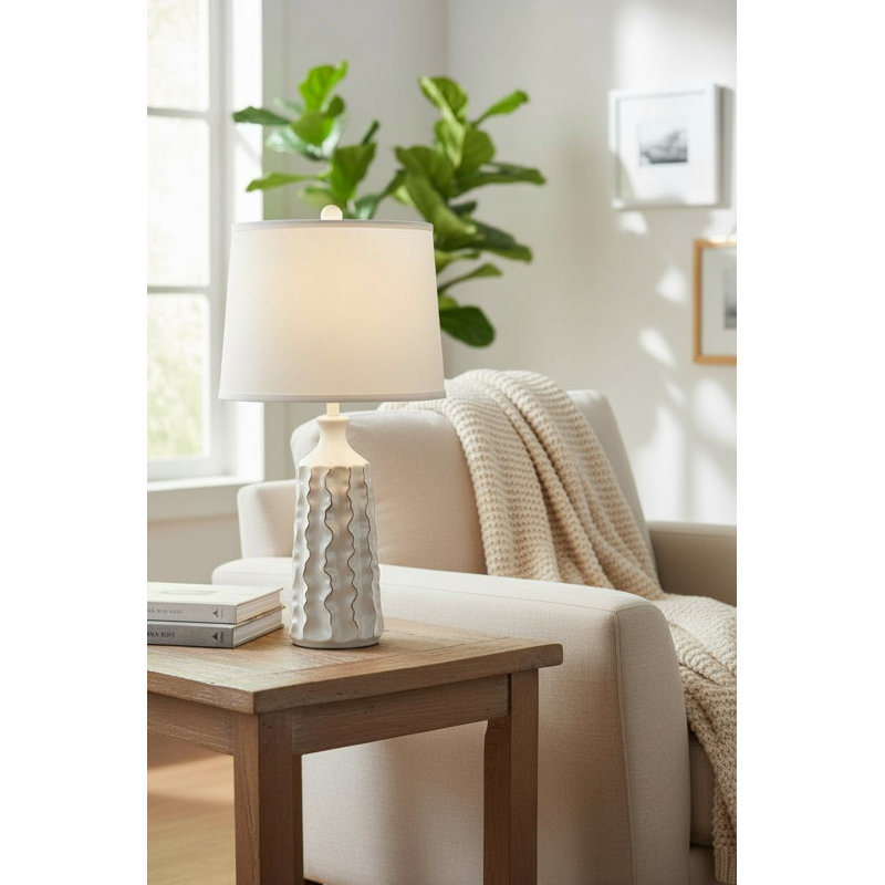 Vase cannelé nu / doré, Blanc / Doré