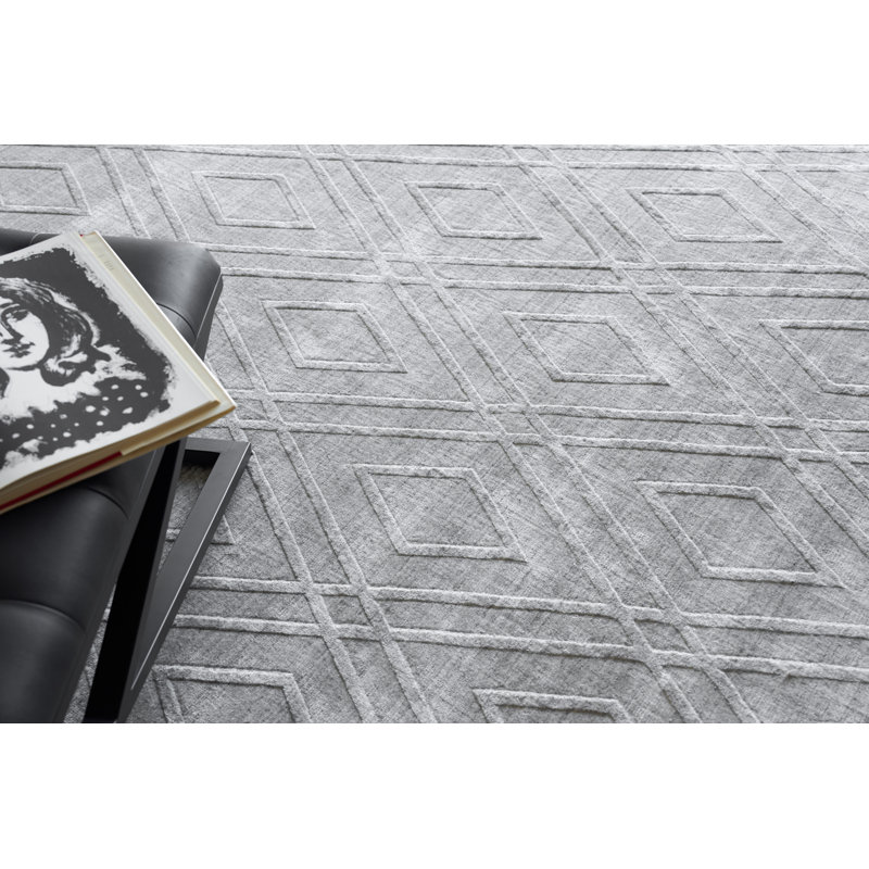 Castelli Geometric Area Rug in Light Silver, Rectangle 8' x 10'