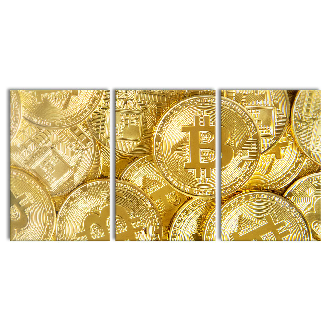 Leinwandbild Goldfarbene Bitcoins BTC