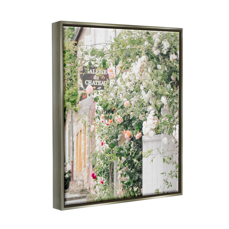 Roses, fleur de quartier français, art mural encadré par Leah Straatsma, H 31 po x l 25 po x P 1,7 po