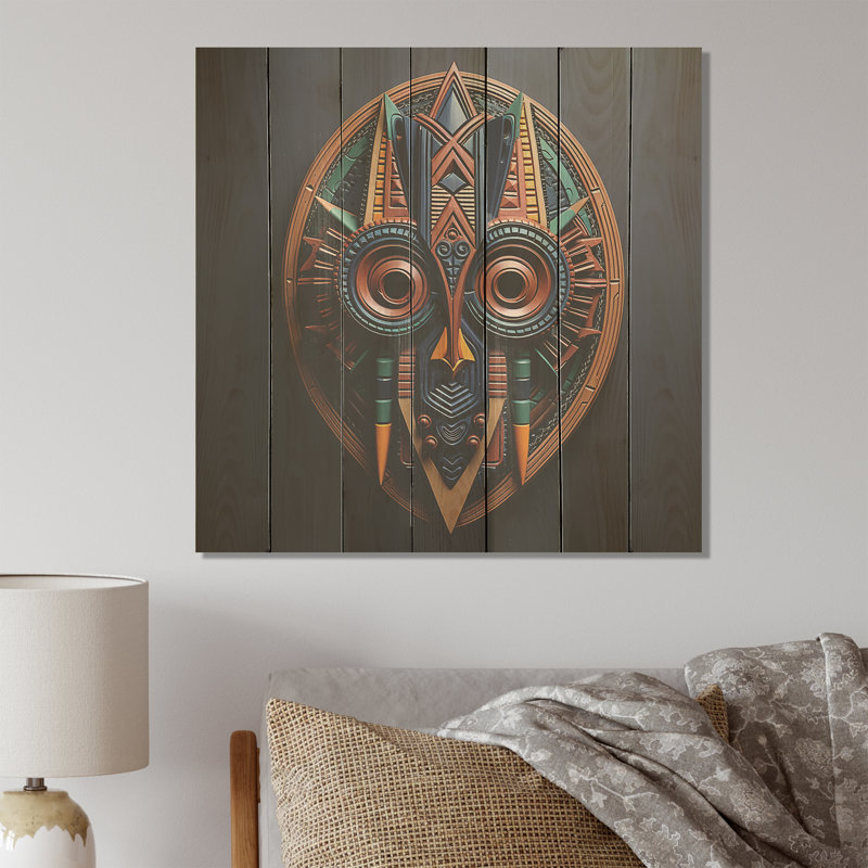 Masque africain, royauté du Bénin III - Masque africain sur bois, H 15 po x l 15 po